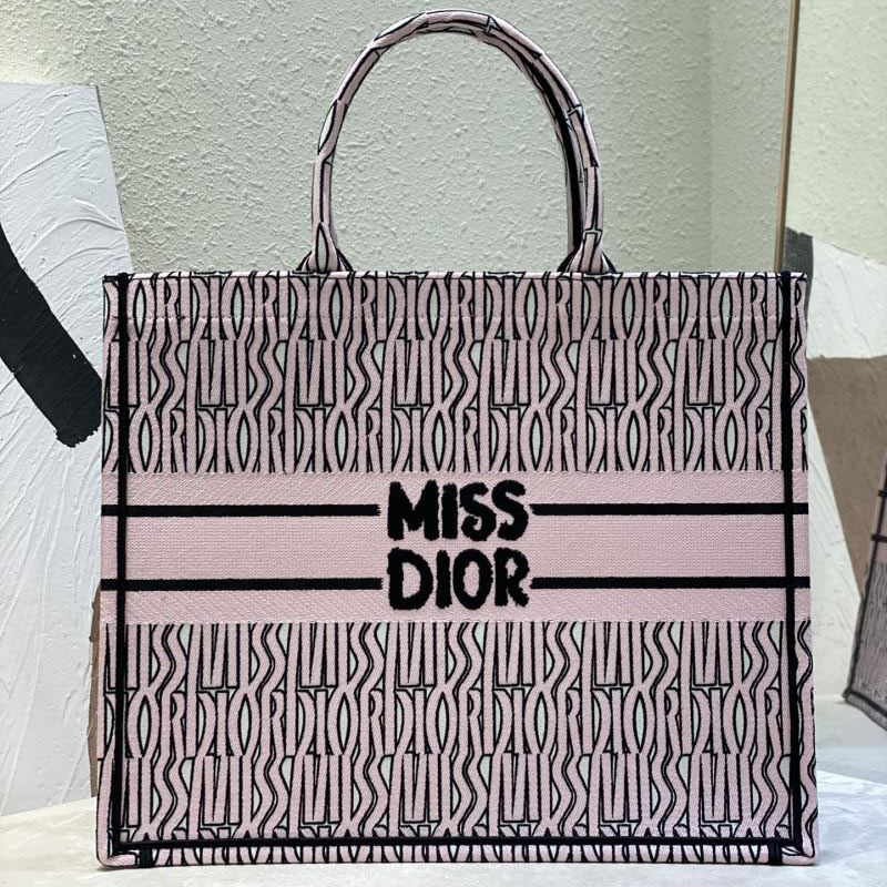 chr1st1an D10r shopping bags